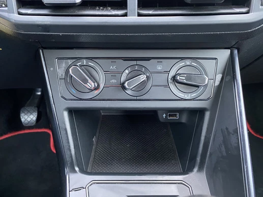 Volkswagen Polo - Afbeelding 22 van 28