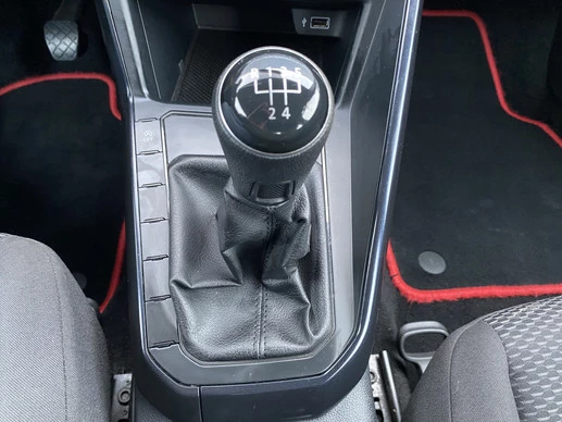 Volkswagen Polo - Afbeelding 23 van 28