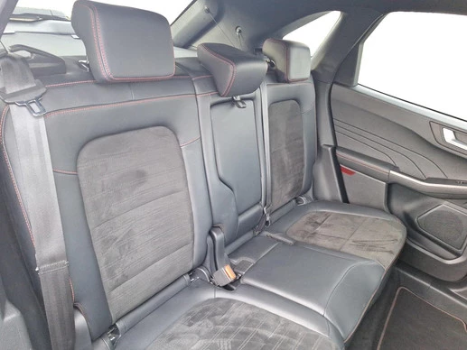 Ford Kuga - Afbeelding 14 van 30