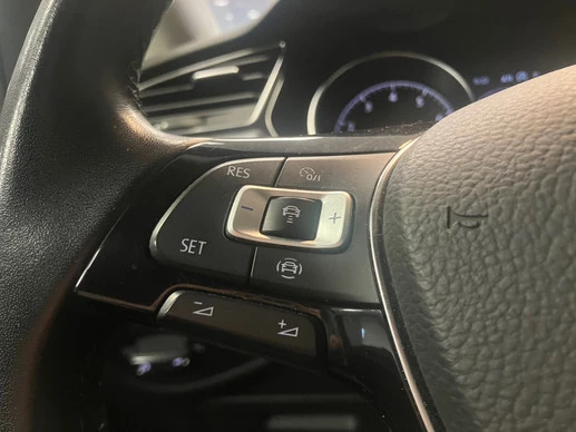 Volkswagen Touran - Afbeelding 12 van 30