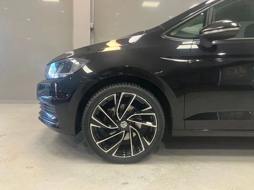 Volkswagen Touran - Afbeelding 18 van 30