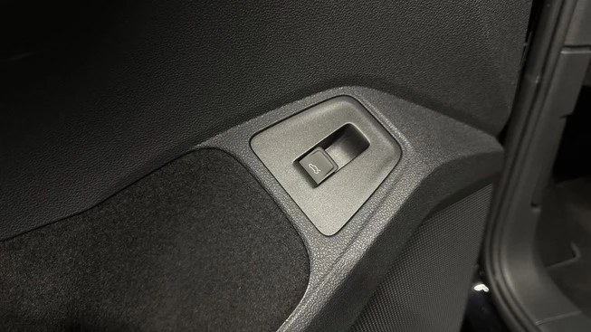 Volkswagen Tiguan - Afbeelding 28 van 30