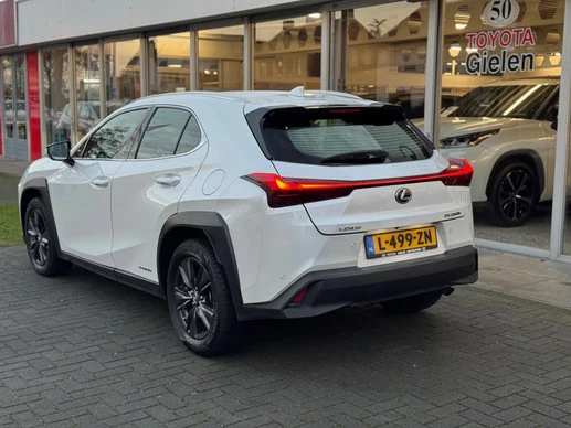 Lexus UX - Afbeelding 3 van 30