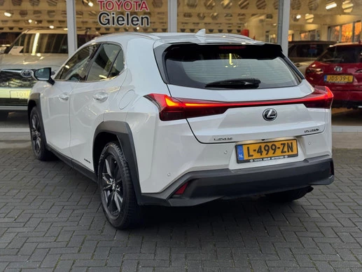 Lexus UX - Afbeelding 8 van 30