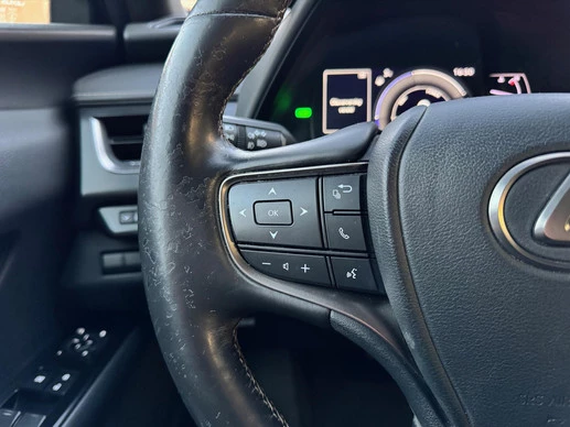 Lexus UX - Afbeelding 17 van 30