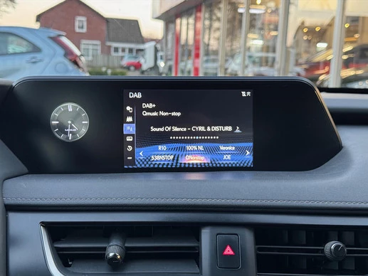 Lexus UX - Afbeelding 23 van 30