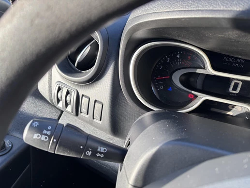 Renault Trafic - Afbeelding 23 van 27