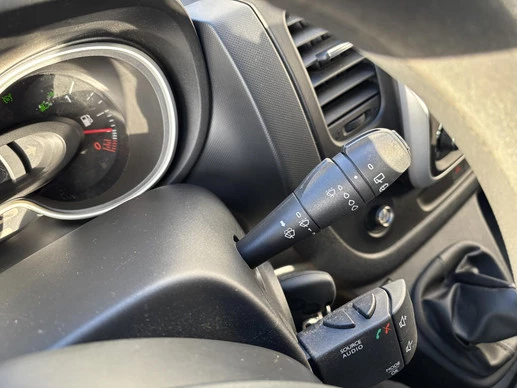 Renault Trafic - Afbeelding 24 van 27