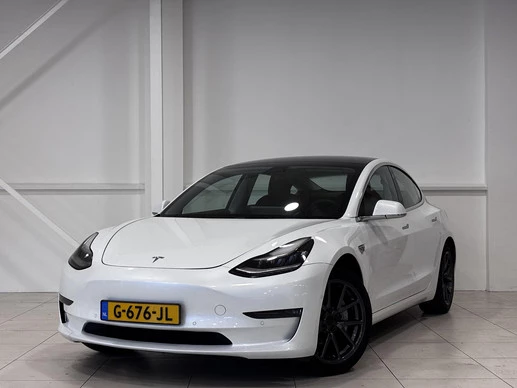 Tesla Model 3 - Afbeelding 1 van 25