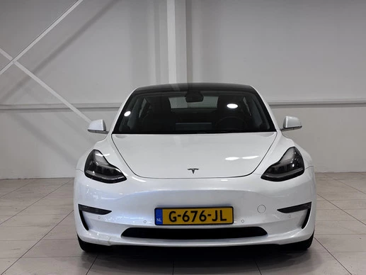 Tesla Model 3 - Afbeelding 13 van 25