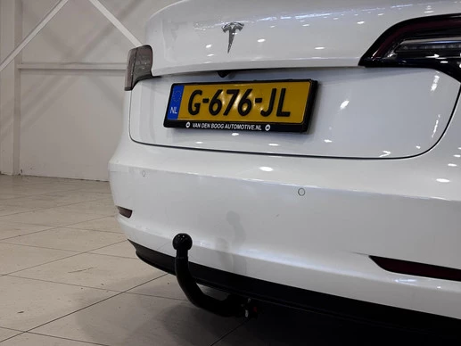 Tesla Model 3 - Afbeelding 21 van 25