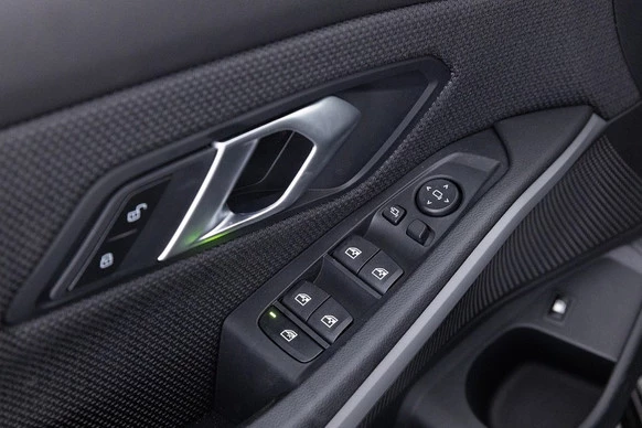 BMW 3 Serie - Afbeelding 8 van 30