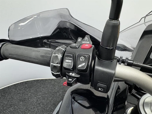 BMW F 850 GS Adventure - Afbeelding 18 van 19