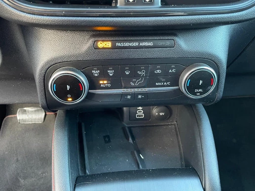 Ford Kuga - Afbeelding 14 van 30