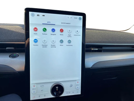 Ford Mustang Mach-E - Afbeelding 25 van 30