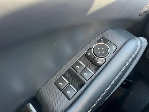 Ford Mustang Mach-E - Afbeelding 27 van 30