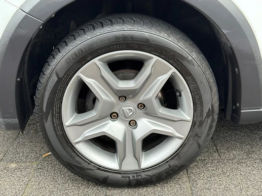 Dacia Logan - Afbeelding 7 van 23