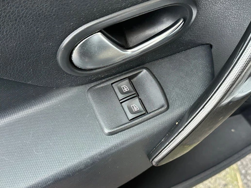 Dacia Logan - Afbeelding 19 van 23