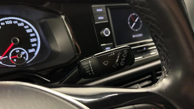 Volkswagen Polo - Afbeelding 28 van 30