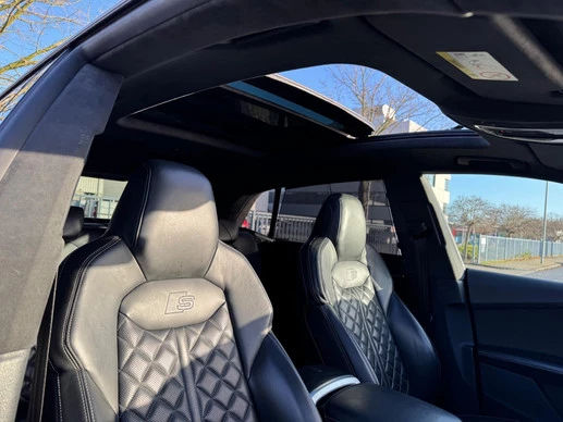 Audi Q8 - Afbeelding 21 van 30