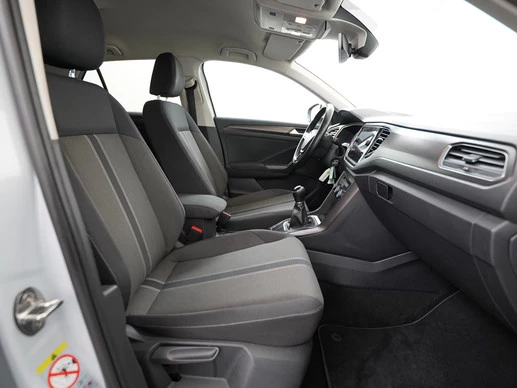 Volkswagen T-Roc - Afbeelding 3 van 30