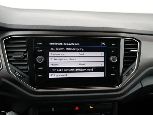 Volkswagen T-Roc - Afbeelding 19 van 30