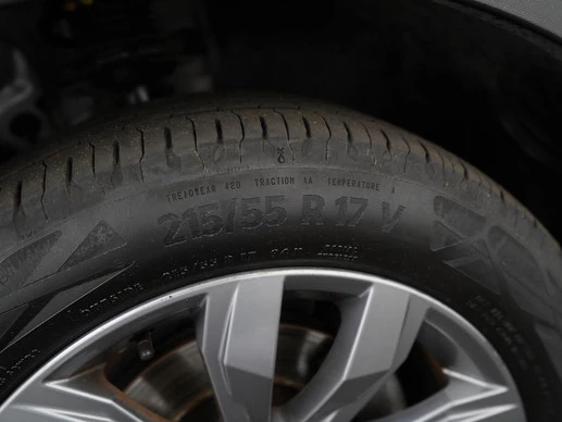 Volkswagen T-Roc - Afbeelding 29 van 30