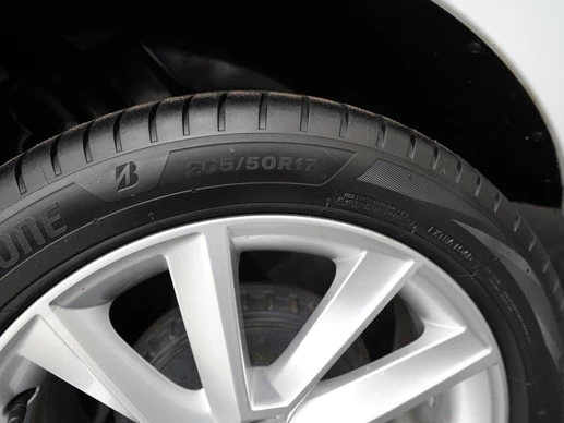 Škoda Scala - Afbeelding 24 van 30