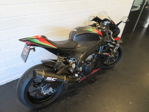 Aprilia RSV4 - Afbeelding 11 van 13