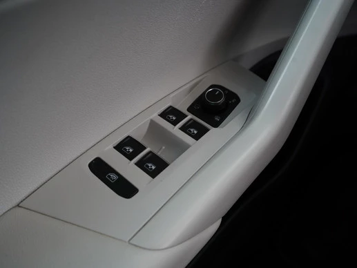 Volkswagen Polo - Afbeelding 22 van 29