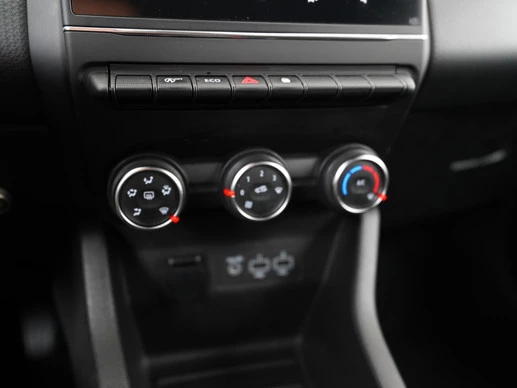 Renault Clio - Afbeelding 12 van 30