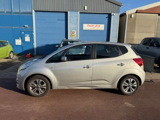 Kia Venga - Afbeelding 2 van 30