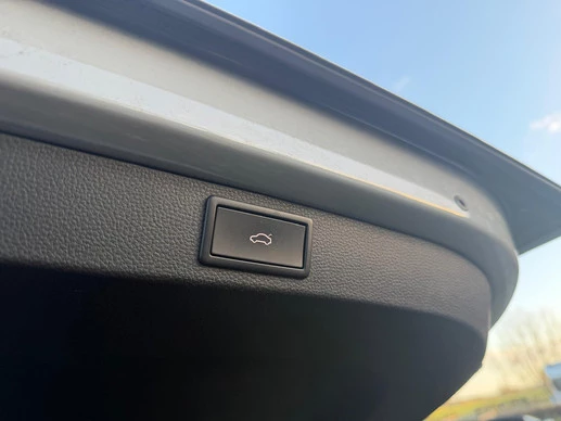 Škoda Karoq - Afbeelding 18 van 27