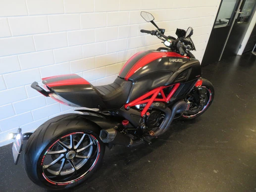Ducati Diavel - Afbeelding 11 van 13