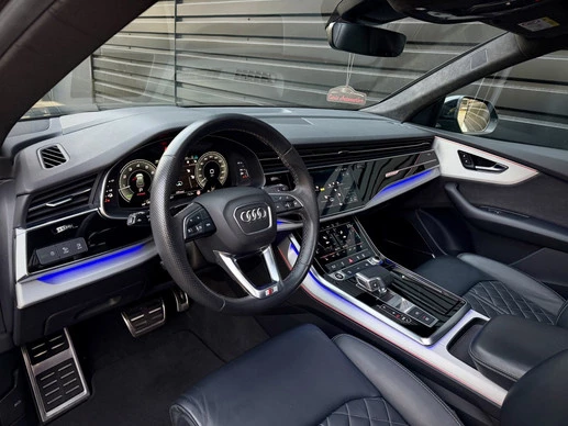 Audi Q8 - Afbeelding 25 van 30
