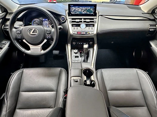 Lexus NX - Afbeelding 13 van 30