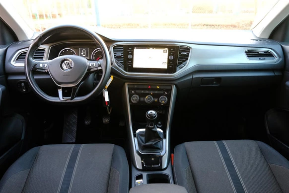 Volkswagen T-Roc - Afbeelding 12 van 30