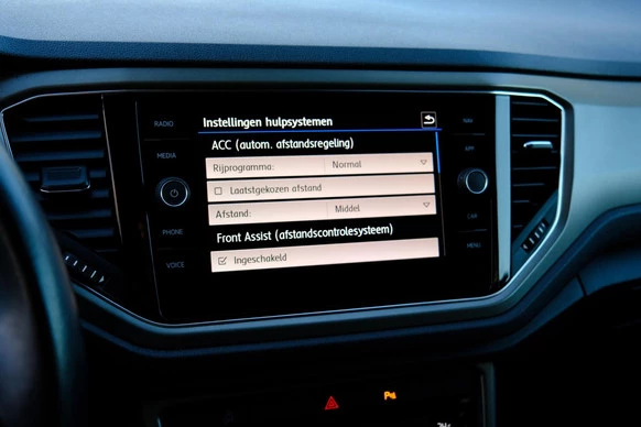 Volkswagen T-Roc - Afbeelding 19 van 30