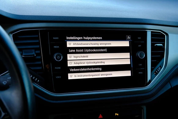 Volkswagen T-Roc - Afbeelding 20 van 30