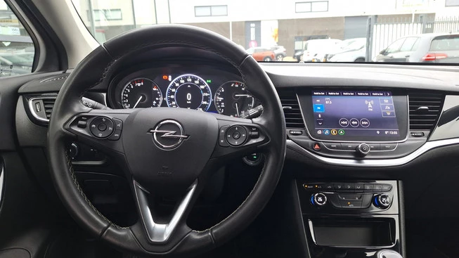 Opel Astra - Afbeelding 18 van 28