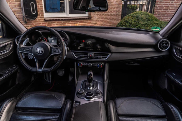 Alfa Romeo Giulia - Afbeelding 22 van 30