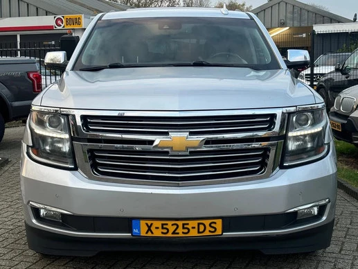 Chevrolet Suburban - Afbeelding 2 van 19