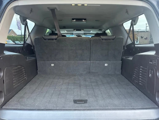 Chevrolet Suburban - Afbeelding 13 van 19