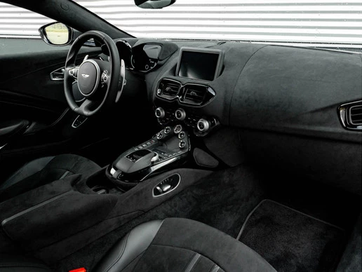 Aston Martin V8 Vantage - Afbeelding 3 van 30