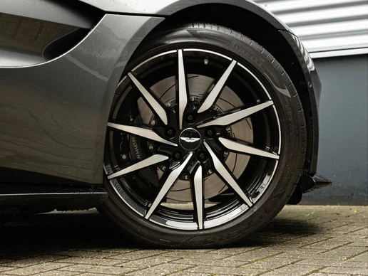 Aston Martin V8 Vantage - Afbeelding 18 van 30