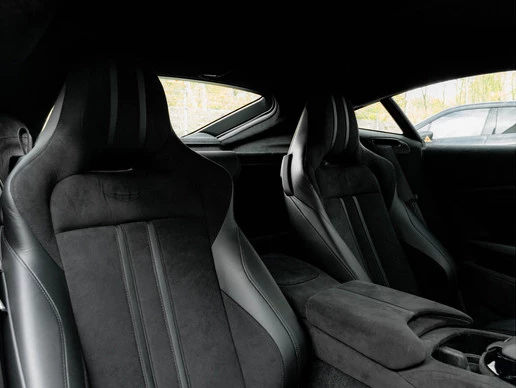 Aston Martin V8 Vantage - Afbeelding 22 van 30