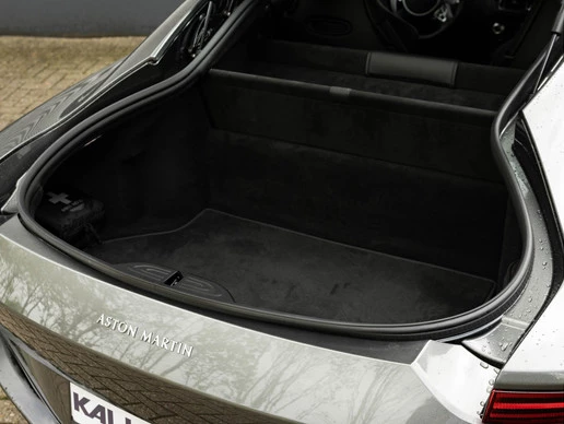 Aston Martin V8 Vantage - Afbeelding 23 van 30