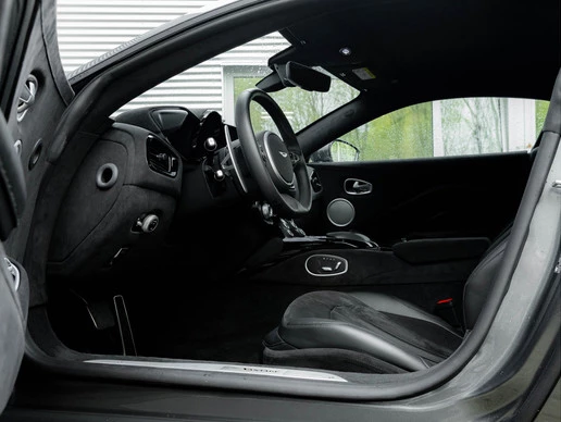 Aston Martin V8 Vantage - Afbeelding 27 van 30