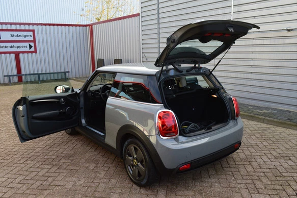 MINI Electric - Afbeelding 23 van 26