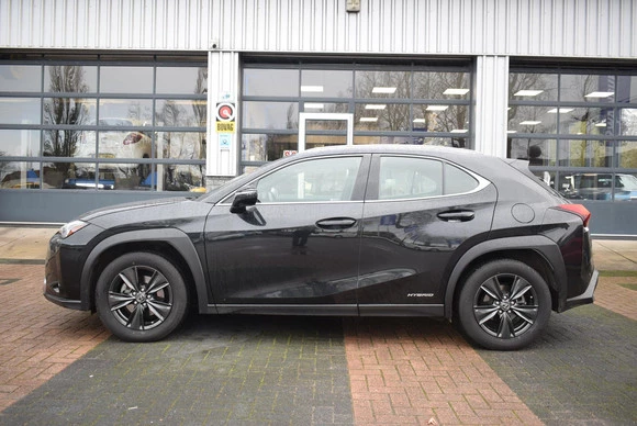 Lexus UX - Afbeelding 3 van 30